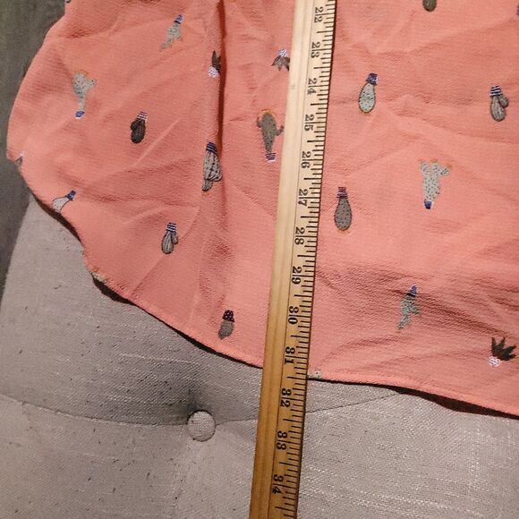 Torrid Coral Cactus Ruffle Crepe Tank. Women's 4 Elastic back. - Picture 12 of 14